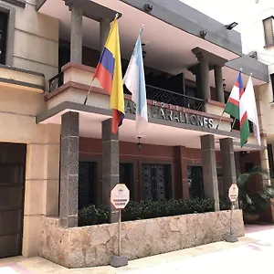 casa-farallones.cali-hotels.com/